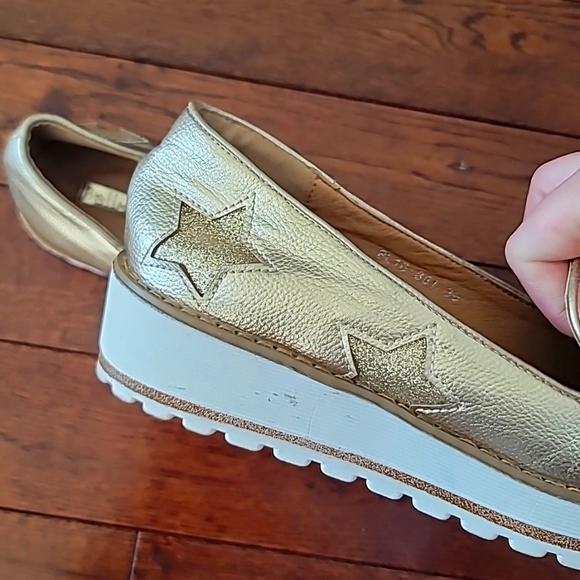Bellucci Gold metallic Star shoes ladies 39 - Picture 2 of 4